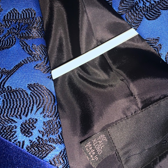 ASOS DESIGN NWOT Tall Blazer w/ Jacquard Lapel - Picture 2 of 5